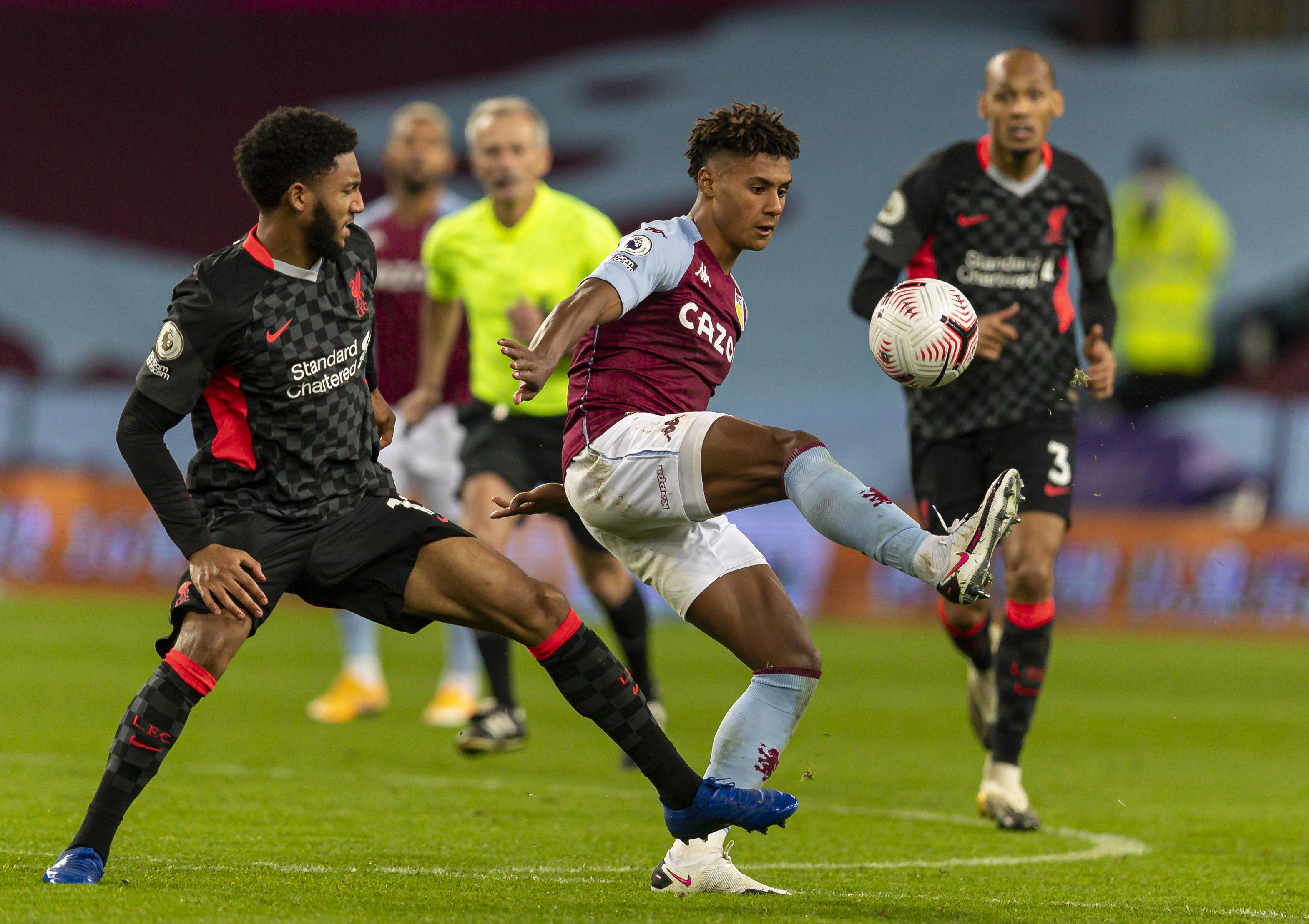 通过教练的 通过教练的